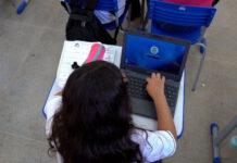 CONECTIVIDADE/Acesso à internet em escolas da rede pública do Amazonas chega a 64,2% em 2025