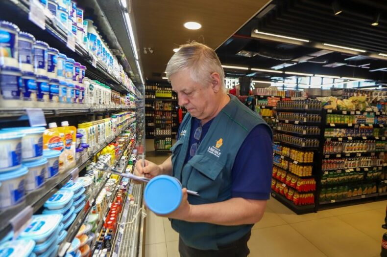 Cesta básica fica mais barata em Manaus aponta Procon