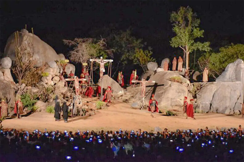 Paixao de-Cristo de Nova Jerusalem em Pernambuco Foto Paixao de Cristo-em-Nova Jerusalem Divulgacao