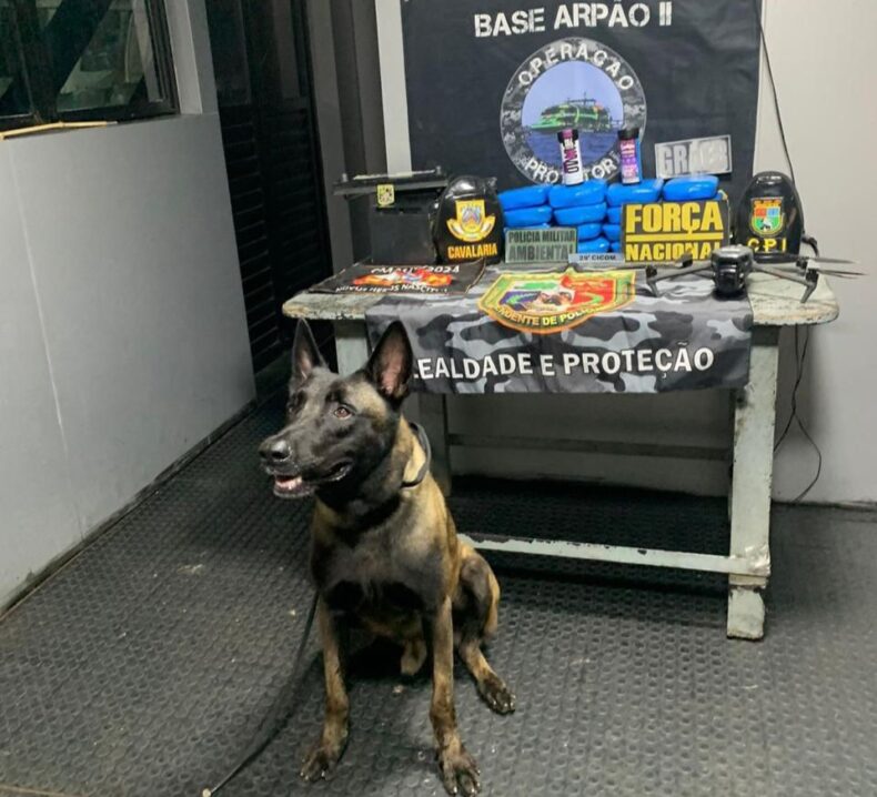 SSP-AM_BASE_ARPAO_2_PMAM_PRISAO_DUPLA_DROGAS_ESTEIRA_BATERIA_FOTO_DIVULGAÇÃO_SSP_AM