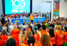 ECONOMIA/PREFEITO anuncia antecipação da primeira parcela do 13º salário dos servidores municipais