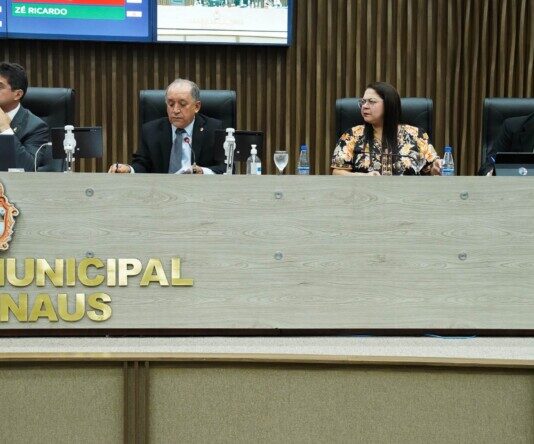 POLÍTICA/Câmara Municipal de Manaus aprova subsídio ao transporte coletivo complementar