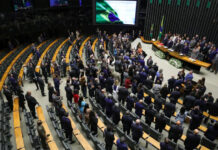 ELEIÇÕES/Cresce número de mulheres eleitas para o Congresso Nacional